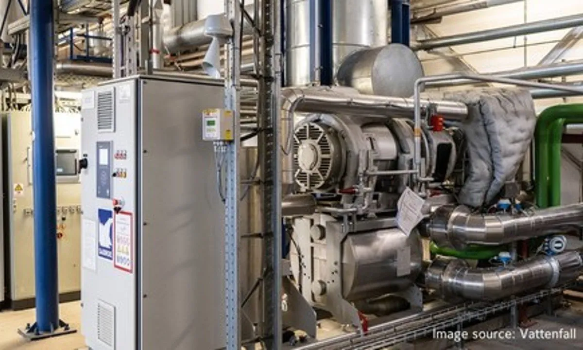 Sabroe ammonia heat pump at Vattenfall CHP plant in Berlin-Buch.