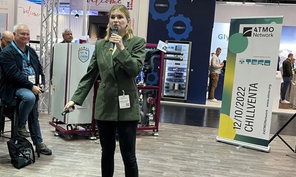 Christine Luetzkendorf, Deutsche Umwelthilfe presenting on the dangers of using HFOs in refrigeration at the ATMO Network event at Chillventa 2022.