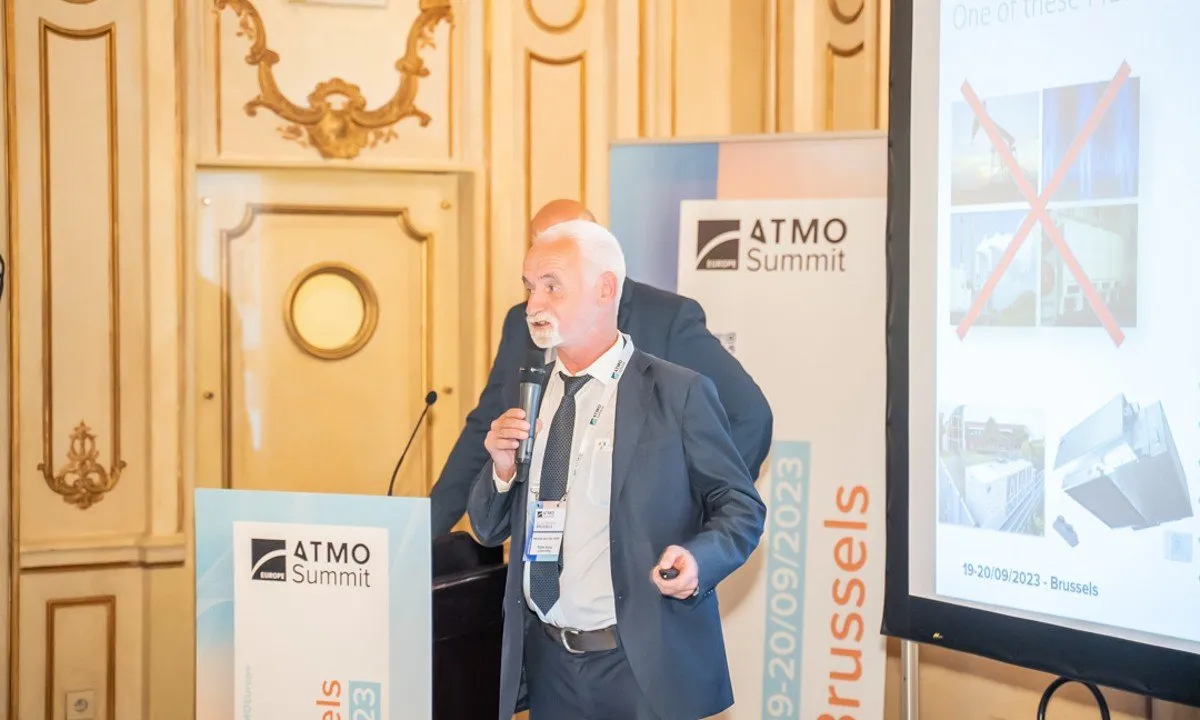 Menno van der Hoff, CEO of TripleAqua, presenting at ATMOEurope 2023