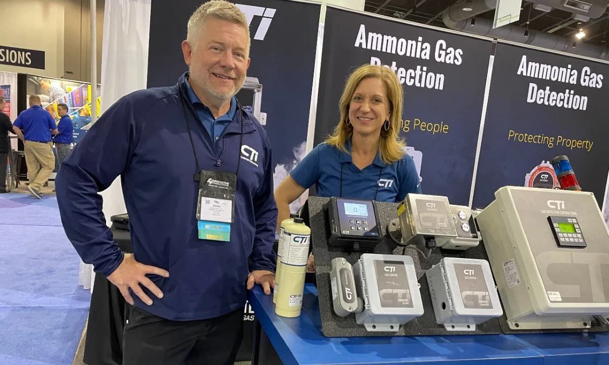 From left: Brian EuDaly and Debbie Koske of Calibration Technologies Inc., at the IIAR 2022 Conference