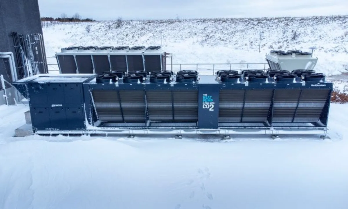 Advansor HeatQuantum Plug-and-Play Heat Pump