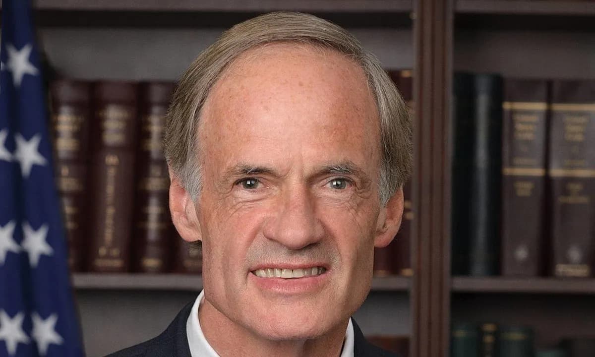 Tom Carper, U.S. Senator from Delaware; image from United States Senate, Public domain, via Wikimedia Commons