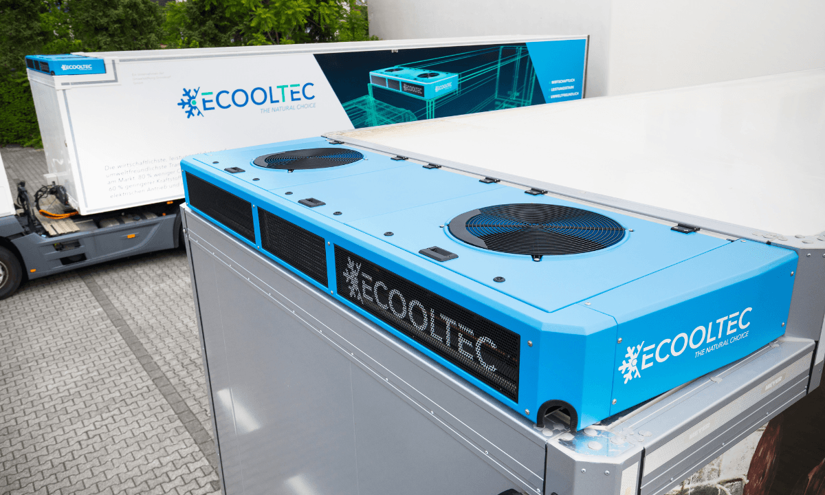 An image of ECOOLTEC's hydrocarbon-based transport refrigeration system for trucks.