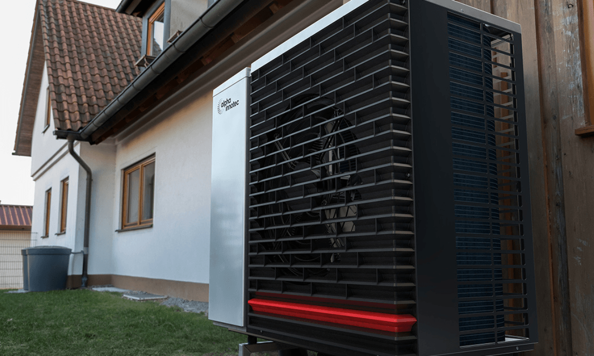 The Alpha Innotec heat pump, the Hybrox 11/16, which uses R290