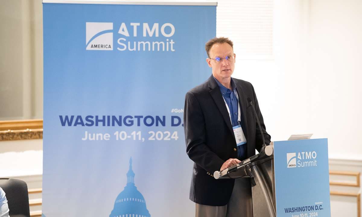 John Collins, Zero Zone, presenting on transcritical CO2 in industrial refrigeration applications at ATMO America Summit 2024.