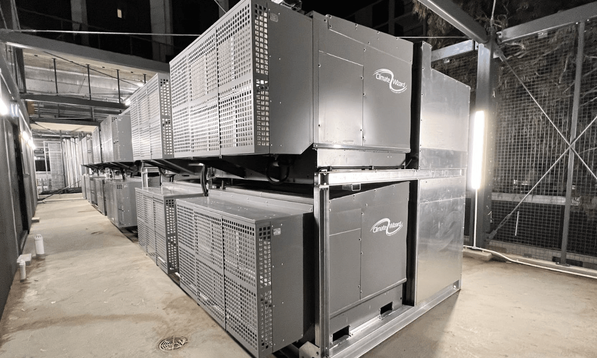 The Dew-Point CO2 System developed by Dr. Tim Lau and his team at UNISA and Glaciem Cooling Technologies. Photo Credit: UNISA and Glaciem Cooling Technologies.