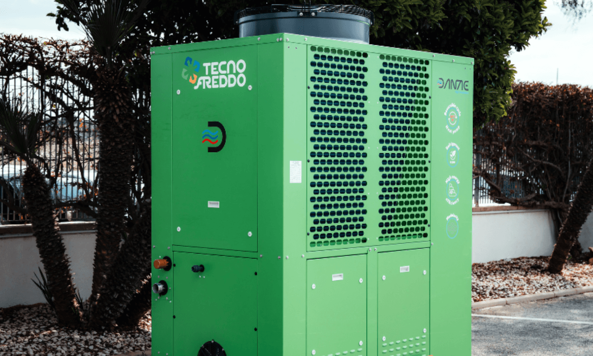 Tecnofreddo's Danae high-temperature heat pump uses R290.