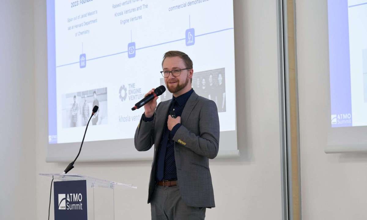 An image of Adam Slavney, CEO and Co-Founder of Pascal, presenting at ATMO Europe 2025. He outlined the potential of Pascal's Low-Pressure Solid-State Barocaloric Refrigeration.