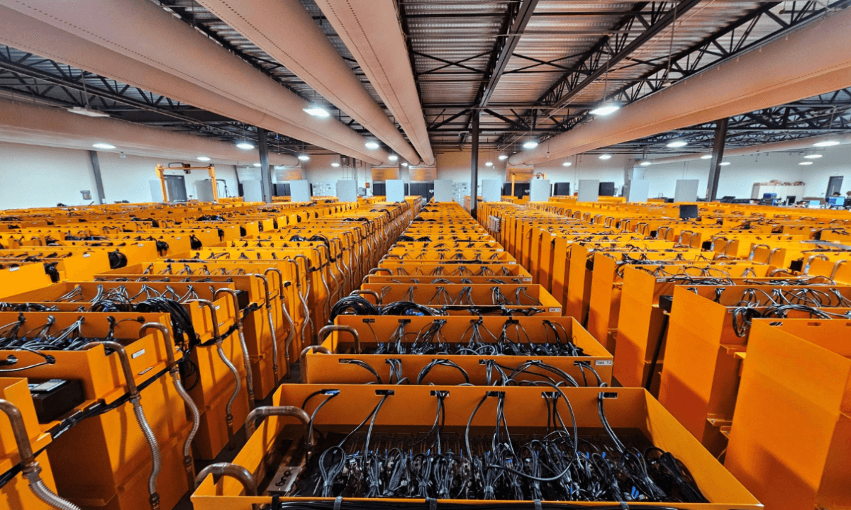 The COBALT immersion cooling system installed at the Skybox Houston One data center. Photo credit: Skybox