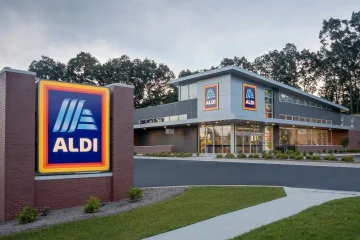 ALDI US continues its transition to natural refrigerants with nearly 500 of its U.S stores now using CO2 as the primary refrigerant.
